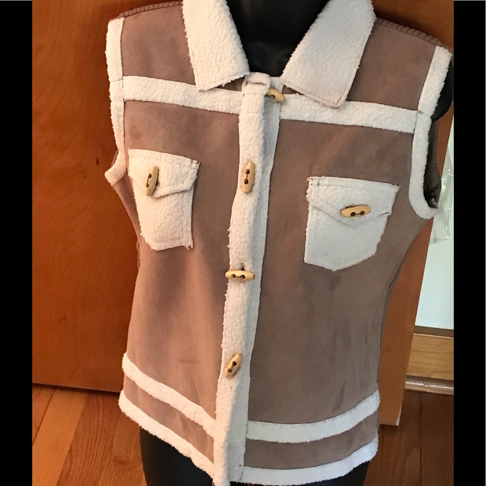 Faux Shearling Vest Medium by Contact New York